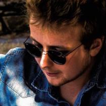 Alex-L