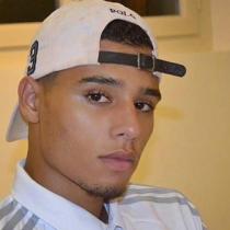 Eliott83