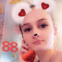 noemie12022000