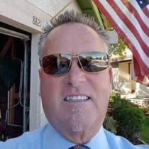Robert01
